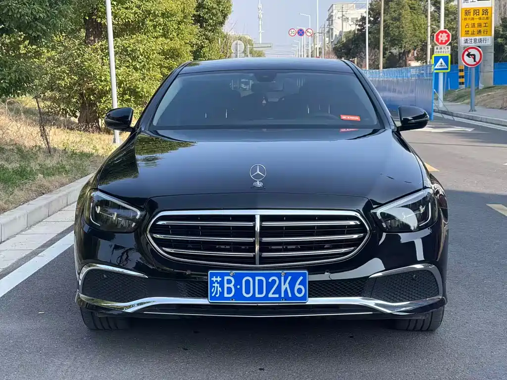 Mercedes-Benz E-Class 2023 — фото 2