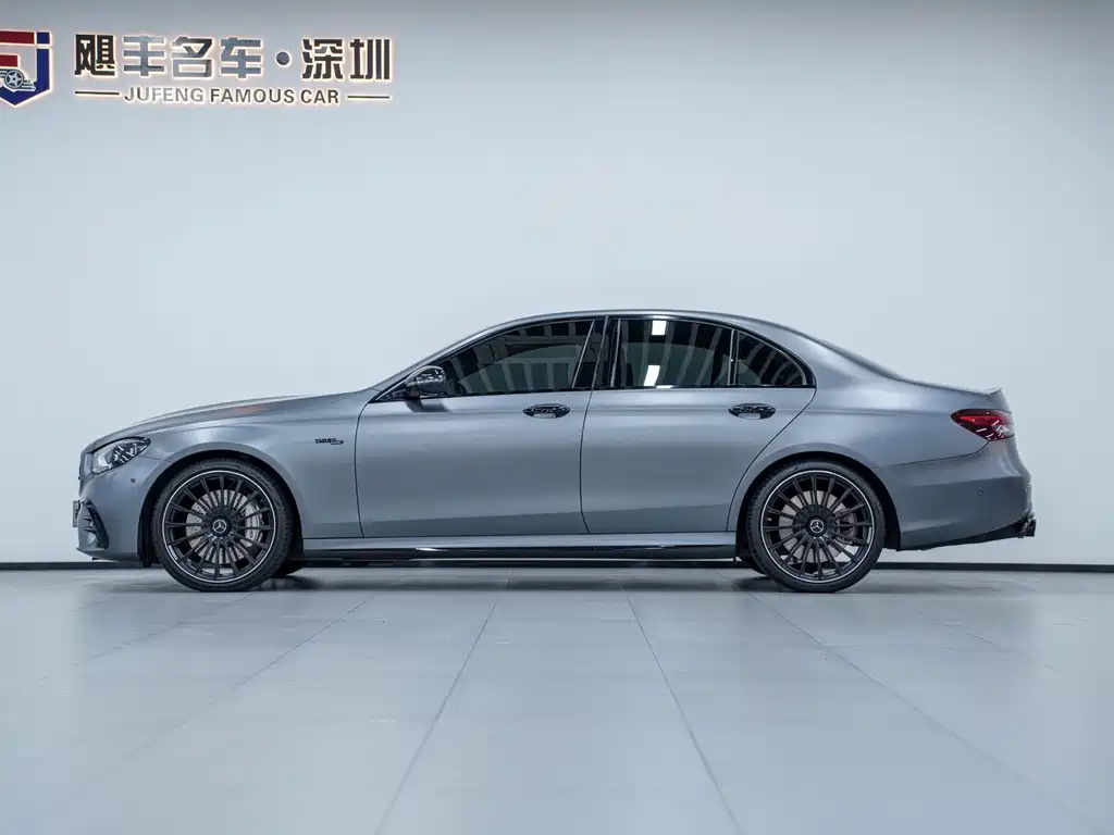 Mercedes-Benz E-Class AMG 2022 — фото 6