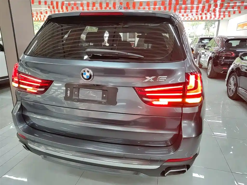 BMW X5 2018 — фото 6