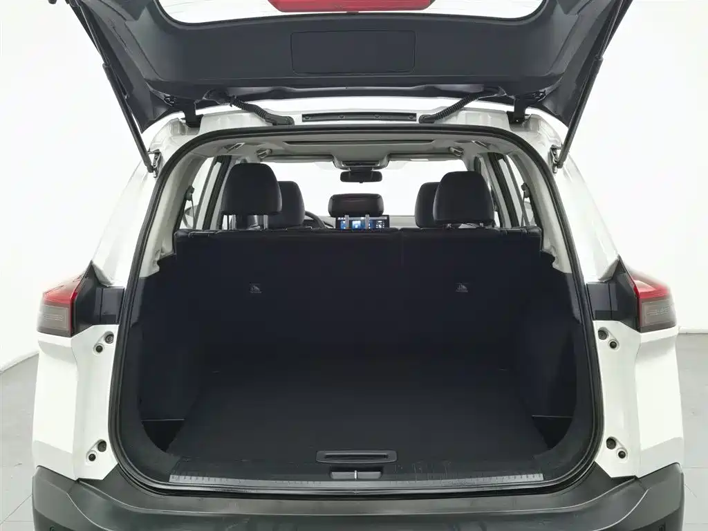 Nissan X-Trail 2022 — фото 16