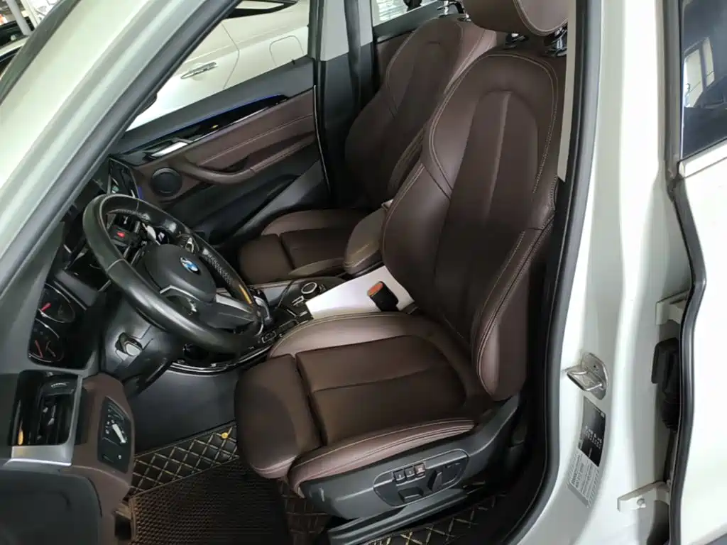 BMW X1 2020 — фото 15