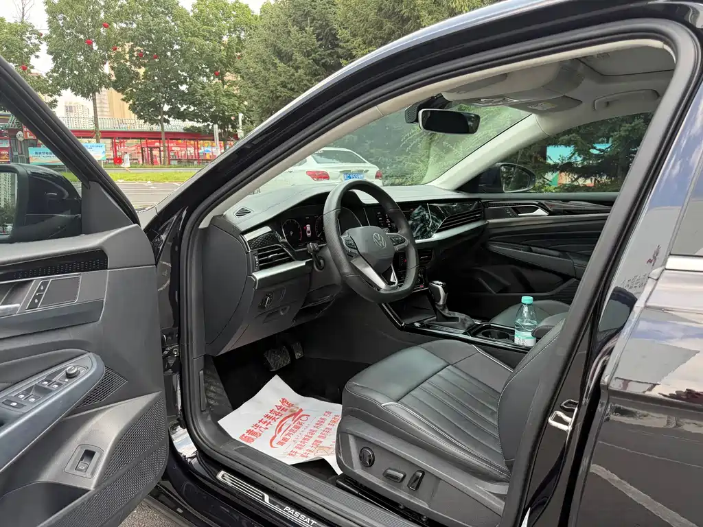 Volkswagen Passat 2022