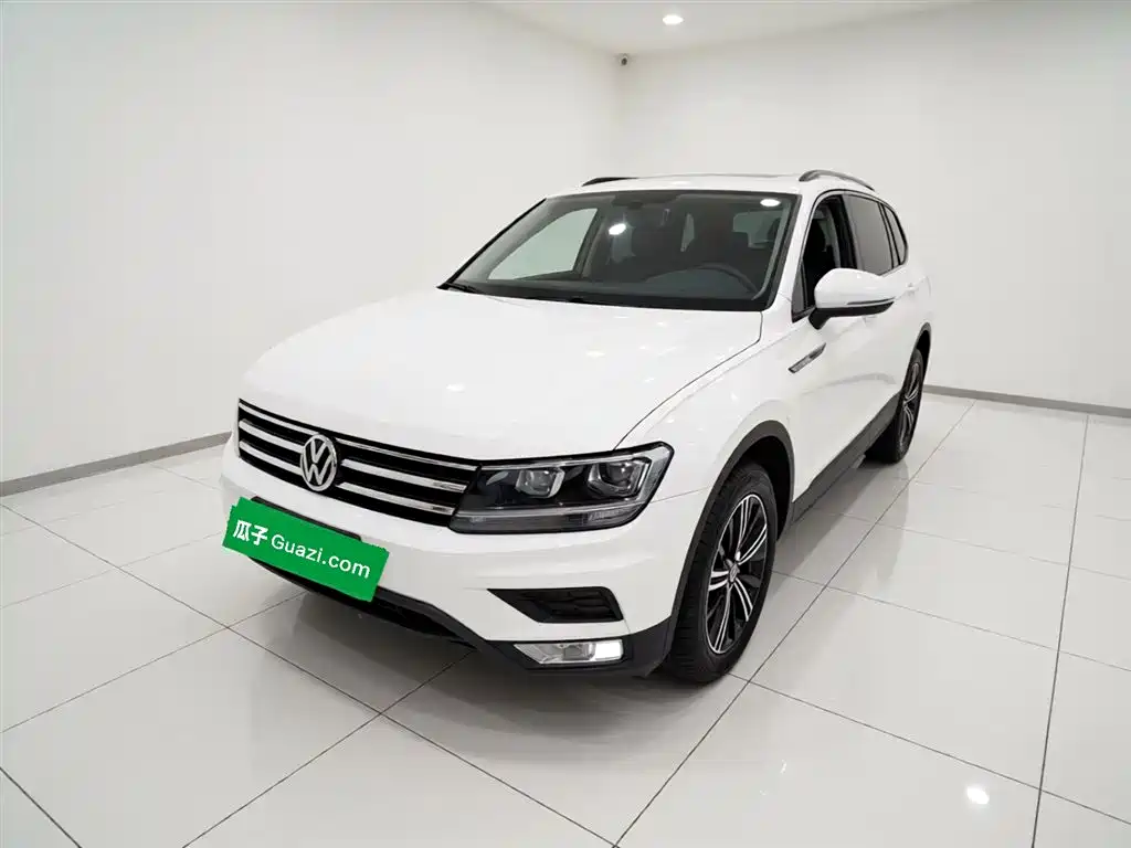 Volkswagen Tiguan L 2021 — фото 2