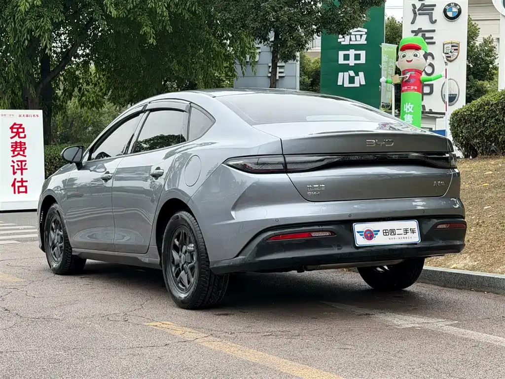 BYD Seal 05 DM-i 2025 — фото 4