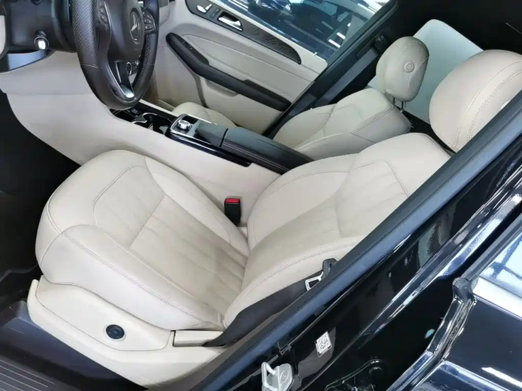 Mercedes-Benz GLE 2018 — фото 15