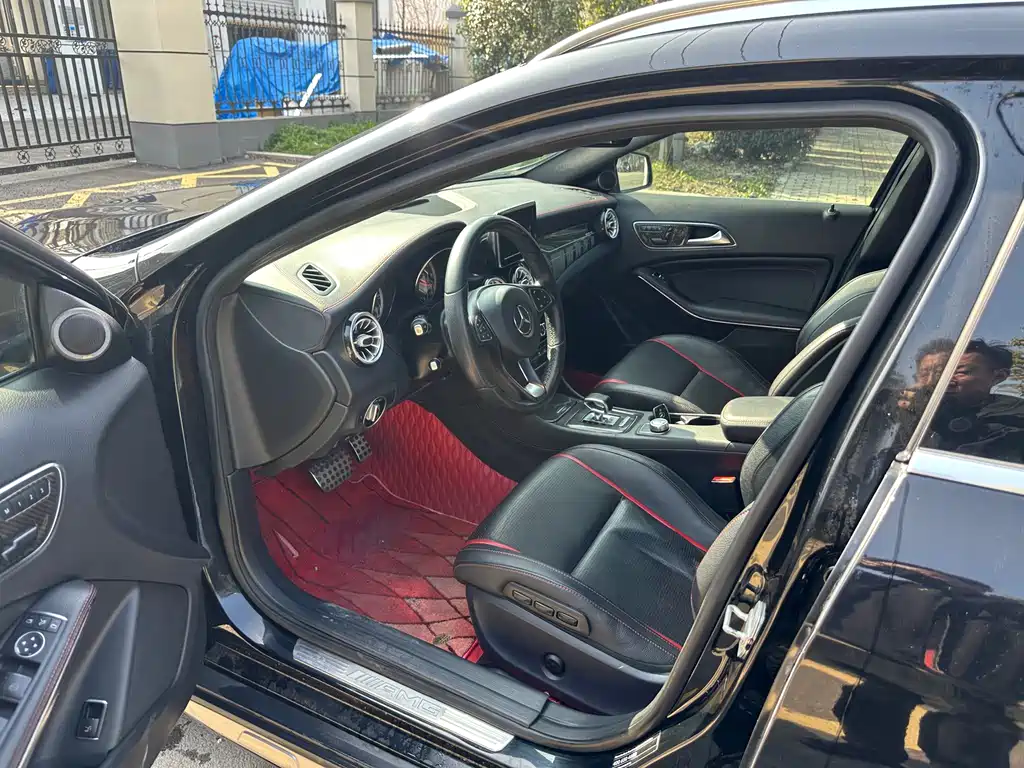Mercedes-Benz GLA AMG 2015 — фото 8
