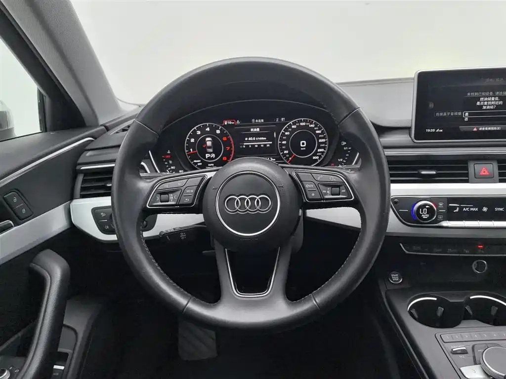 Audi A4L 2020 — фото 11