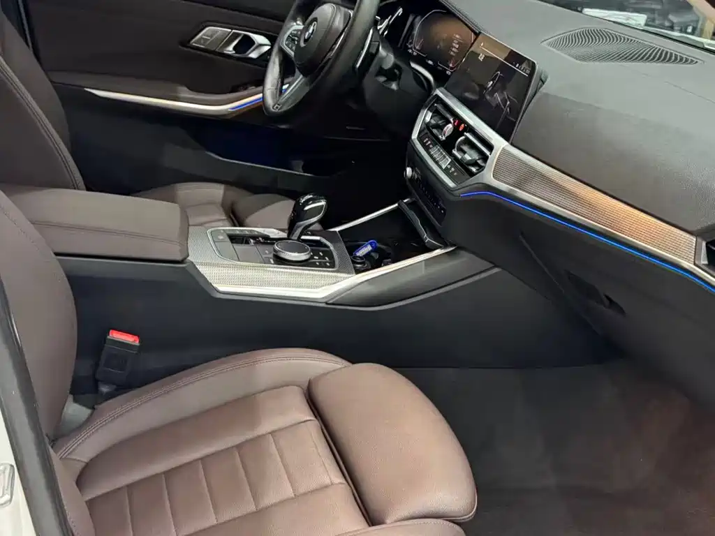 BMW 3 Series 2020