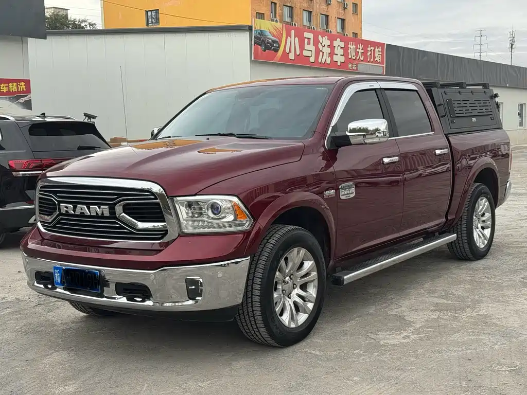 RAM Trucks 2019 — фото 1