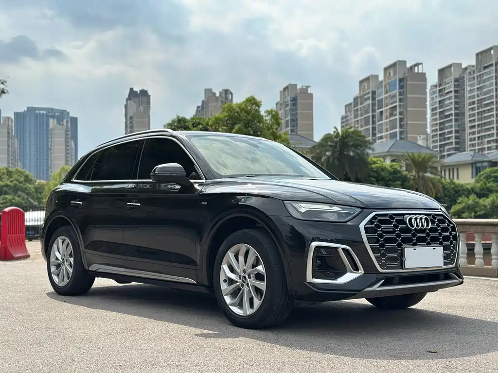 Audi Q5L 2022 — фото 3