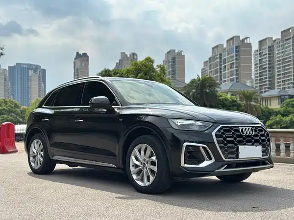 Audi Q5L 2022