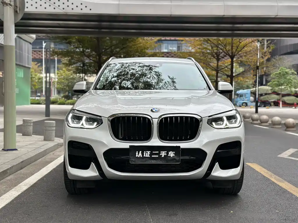 BMW X3 2021 — фото 2