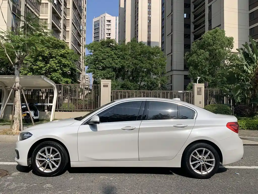 BMW 1 Series 2019