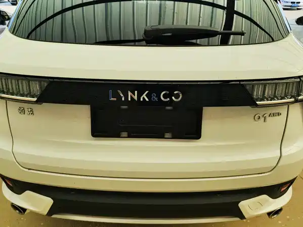Lynk & Co 01 2018