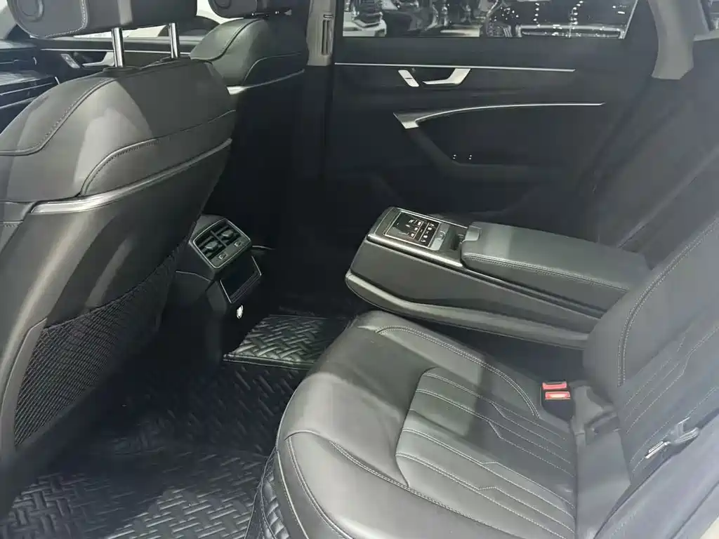 Audi A6L 2019