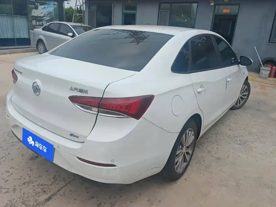 Buick Excelle 2021