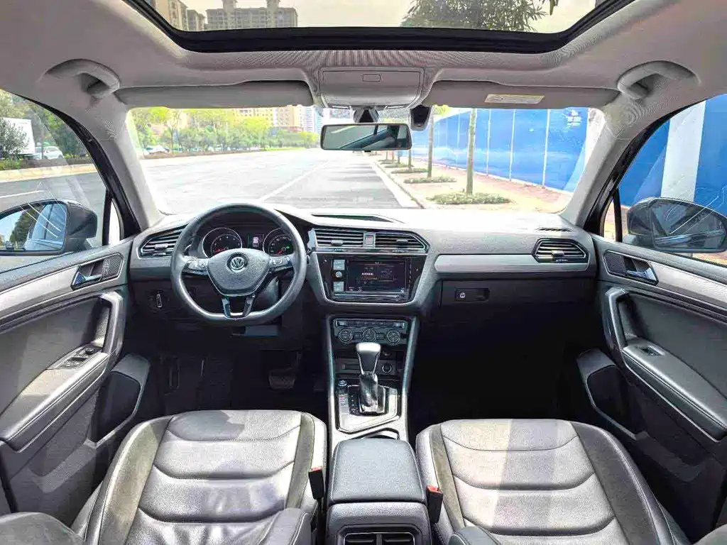 Volkswagen Tiguan L 2019 — фото 9