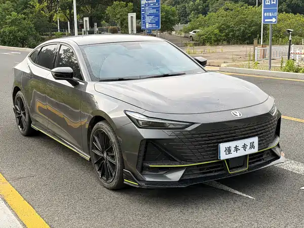 Changan UNI-V 2023