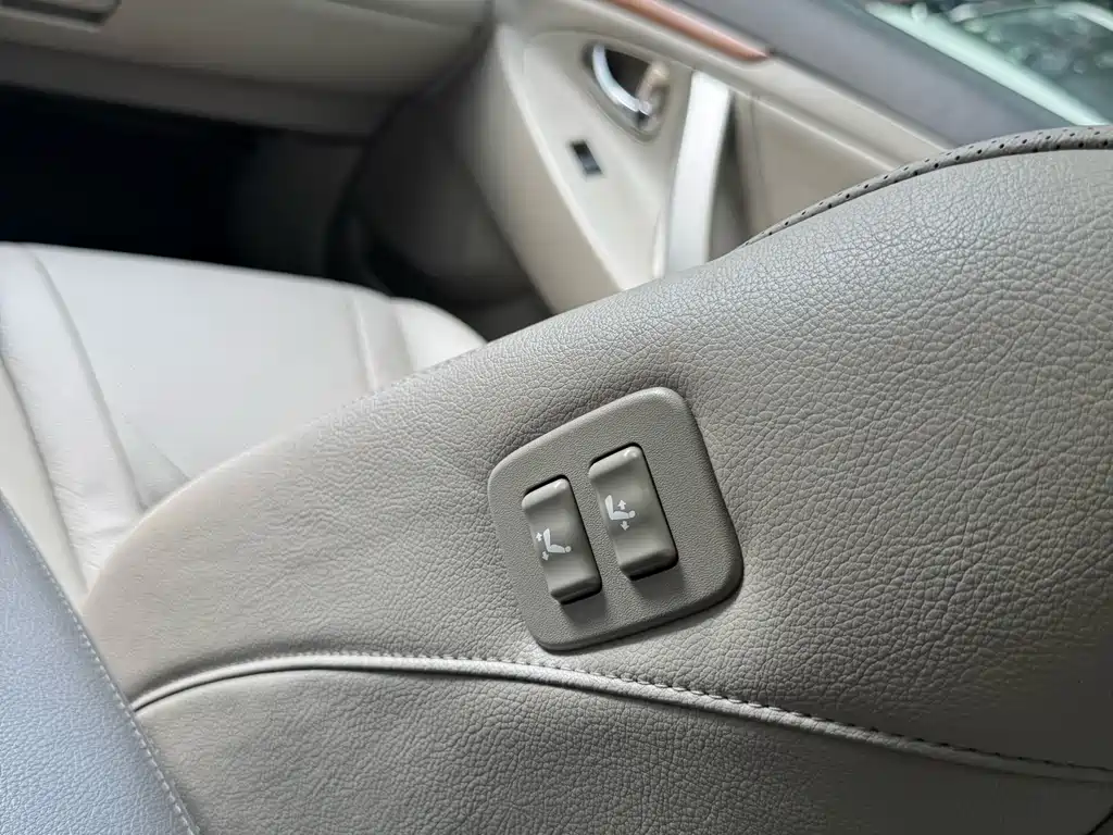 Toyota Camry 2009 — фото 13