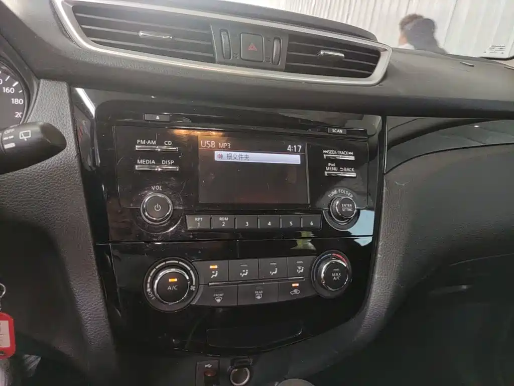 Nissan Qashqai 2016 — фото 13