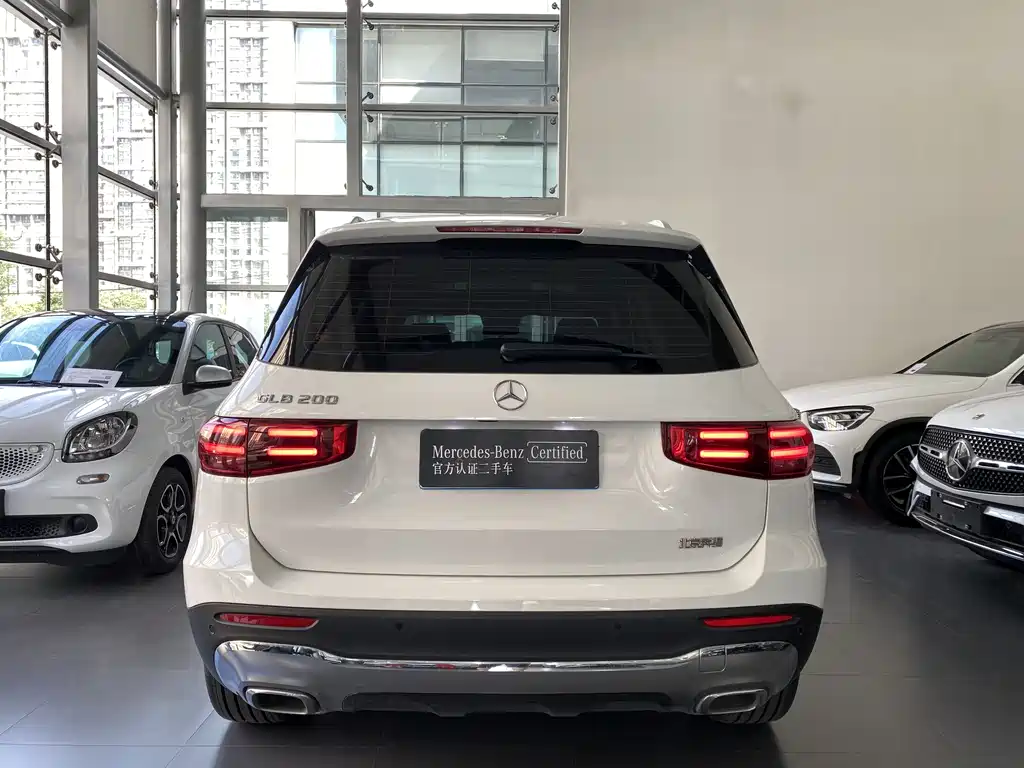Mercedes-Benz GLB 2023 — фото 14