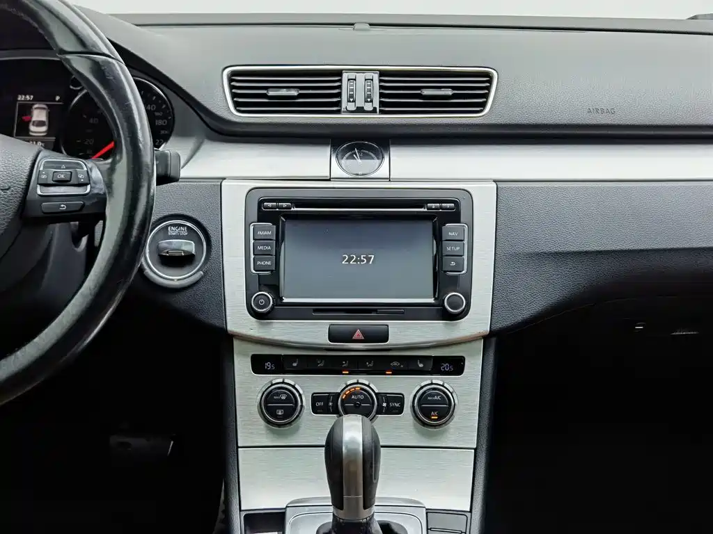 Volkswagen CC 2015 — фото 12