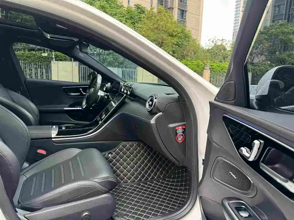 Mercedes-Benz C-Class 2022 — фото 8