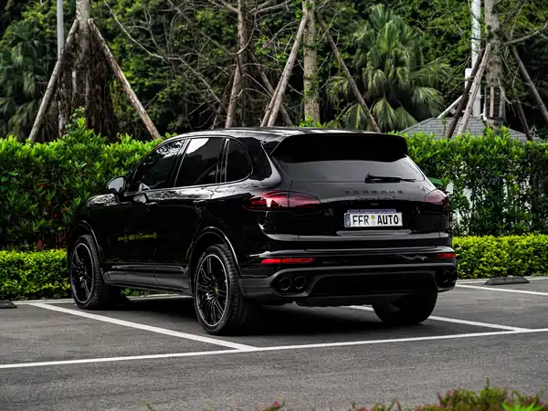 Porsche Cayenne 2017
