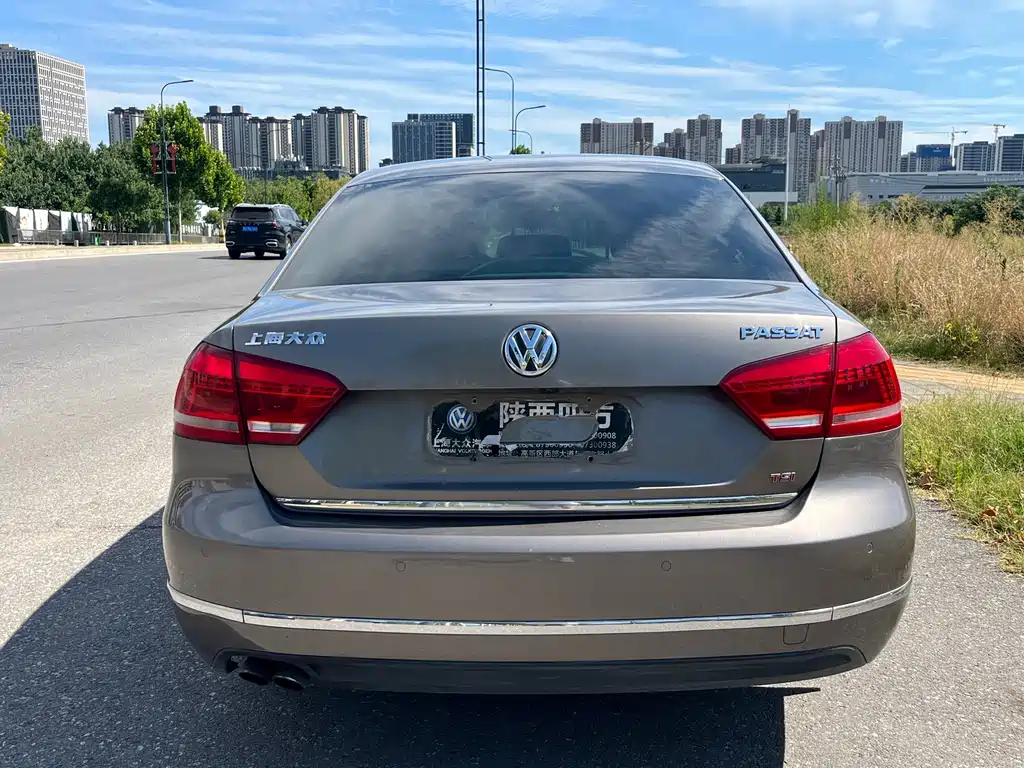 Volkswagen Passat 2013