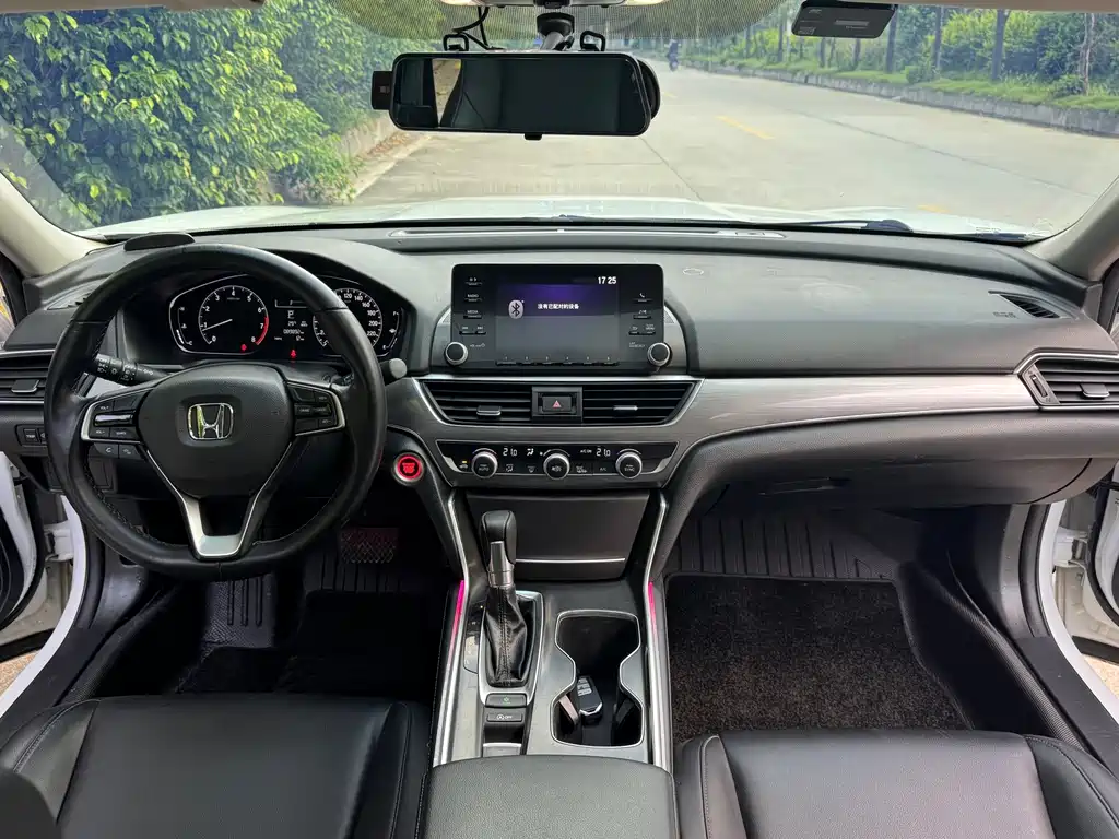 Honda Accord 2021 — фото 9