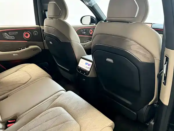 Zeekr 8X 2026