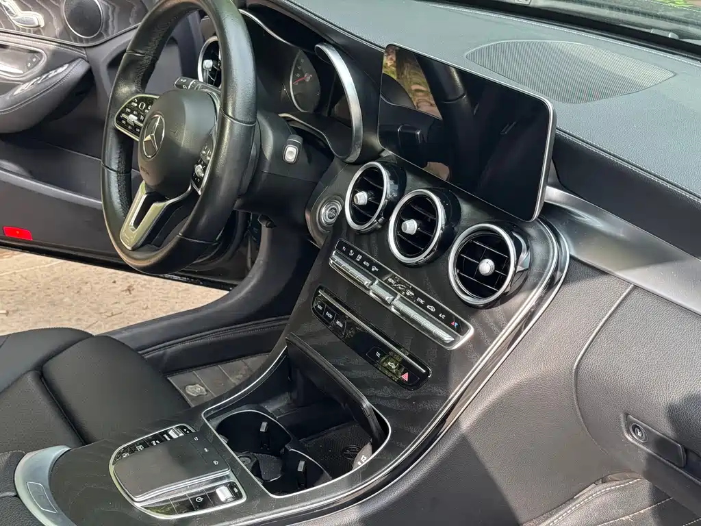 Mercedes-Benz C-Class 2019 — фото 10