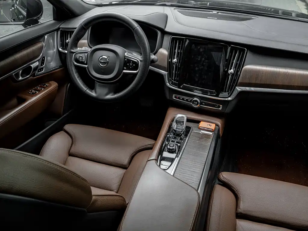 Volvo S90 2023 — фото 13