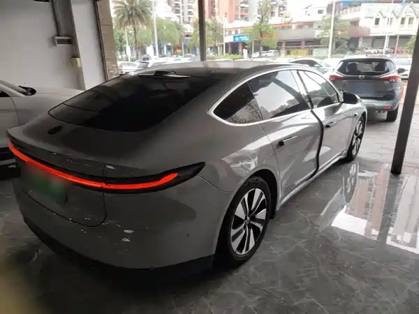 NIO ET7 2022
