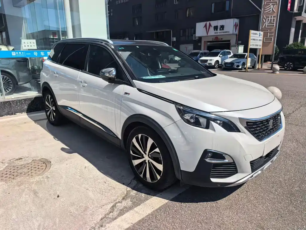 Peugeot 5008 2017 — фото 2