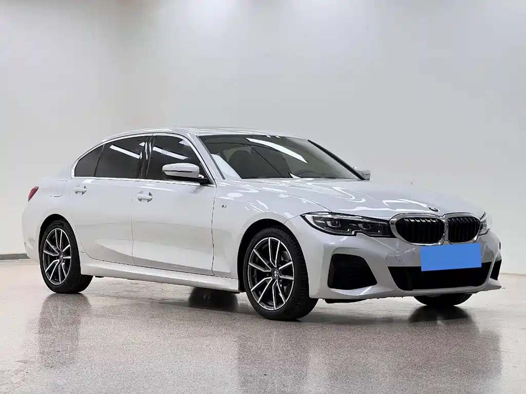 BMW 3 Series 2021