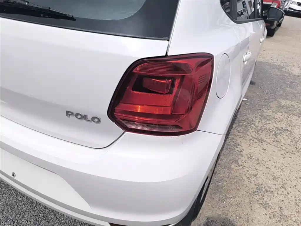 Volkswagen Polo 2017 — фото 8