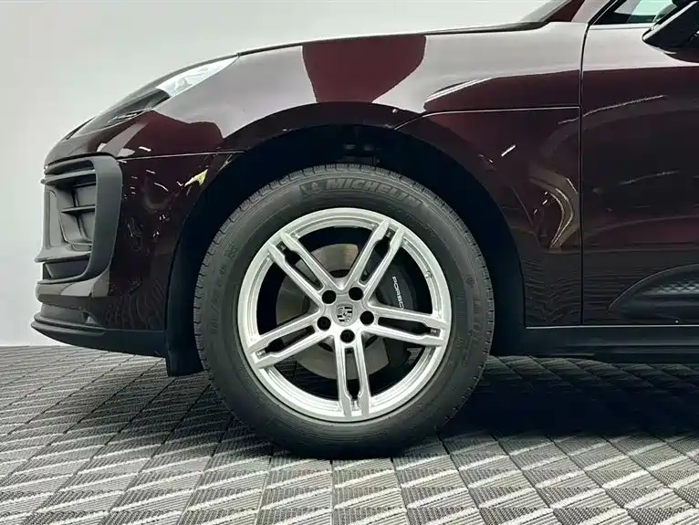 Porsche Macan 2024 — фото 8
