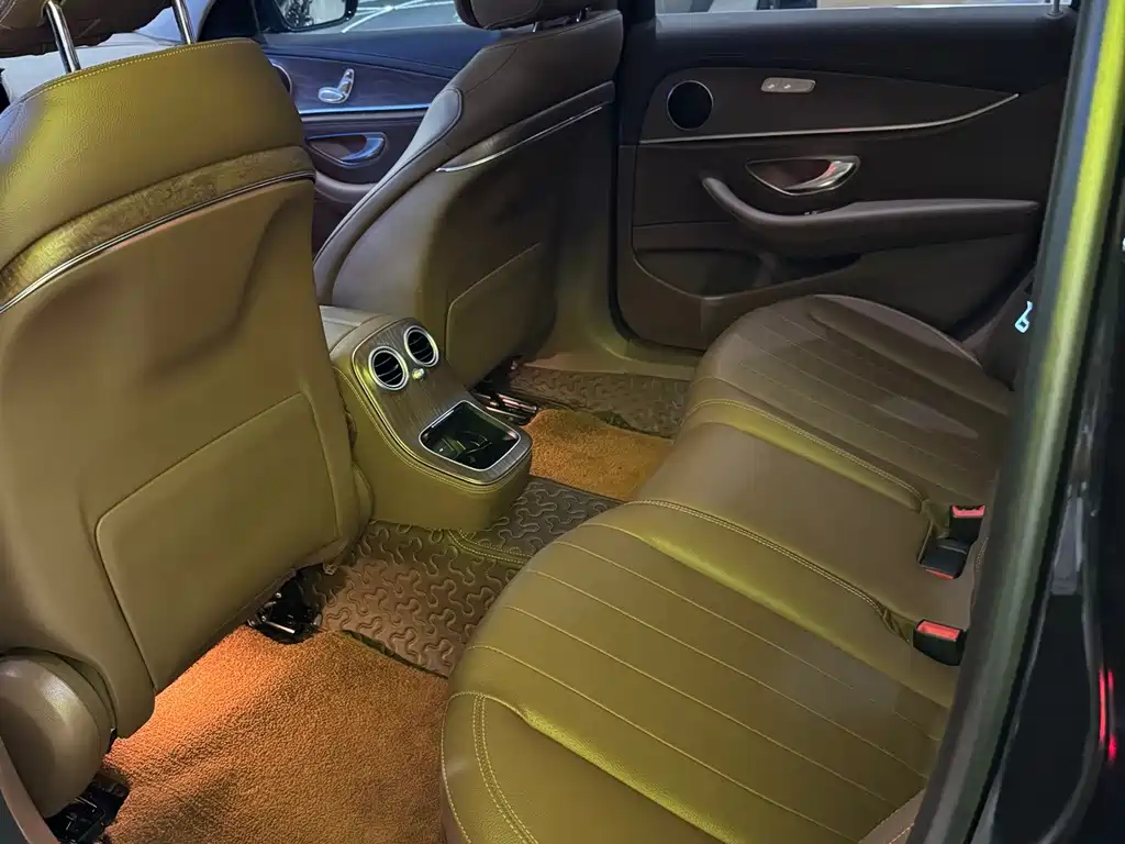 Mercedes-Benz E-Class 2020