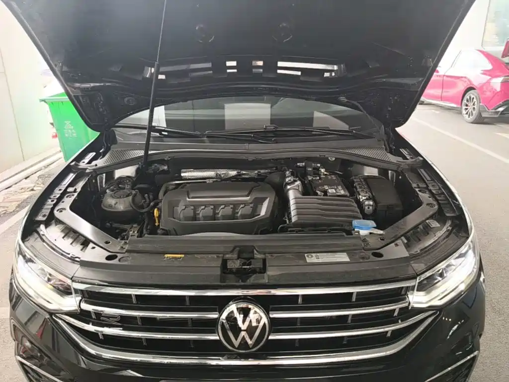 Volkswagen Tiguan L 2025 — фото 20