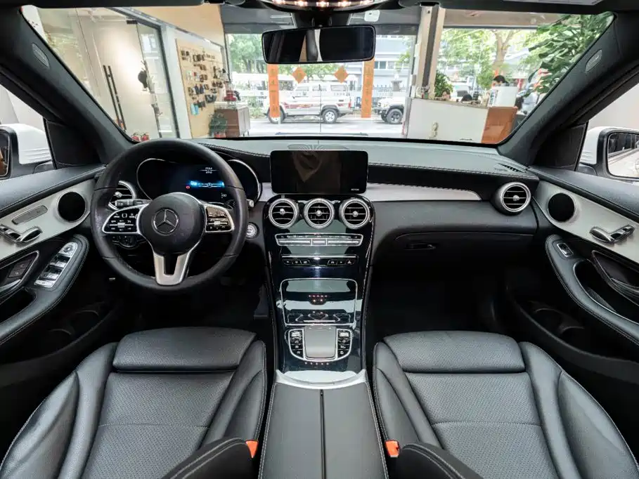 Mercedes-Benz GLC 2020