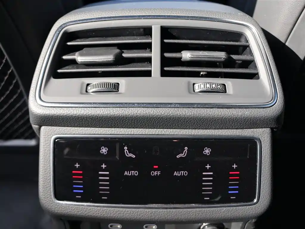 Audi A6L 2023 — фото 7