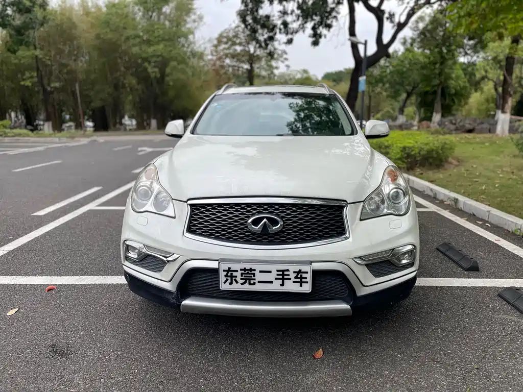Infiniti QX50 2017 — фото 2