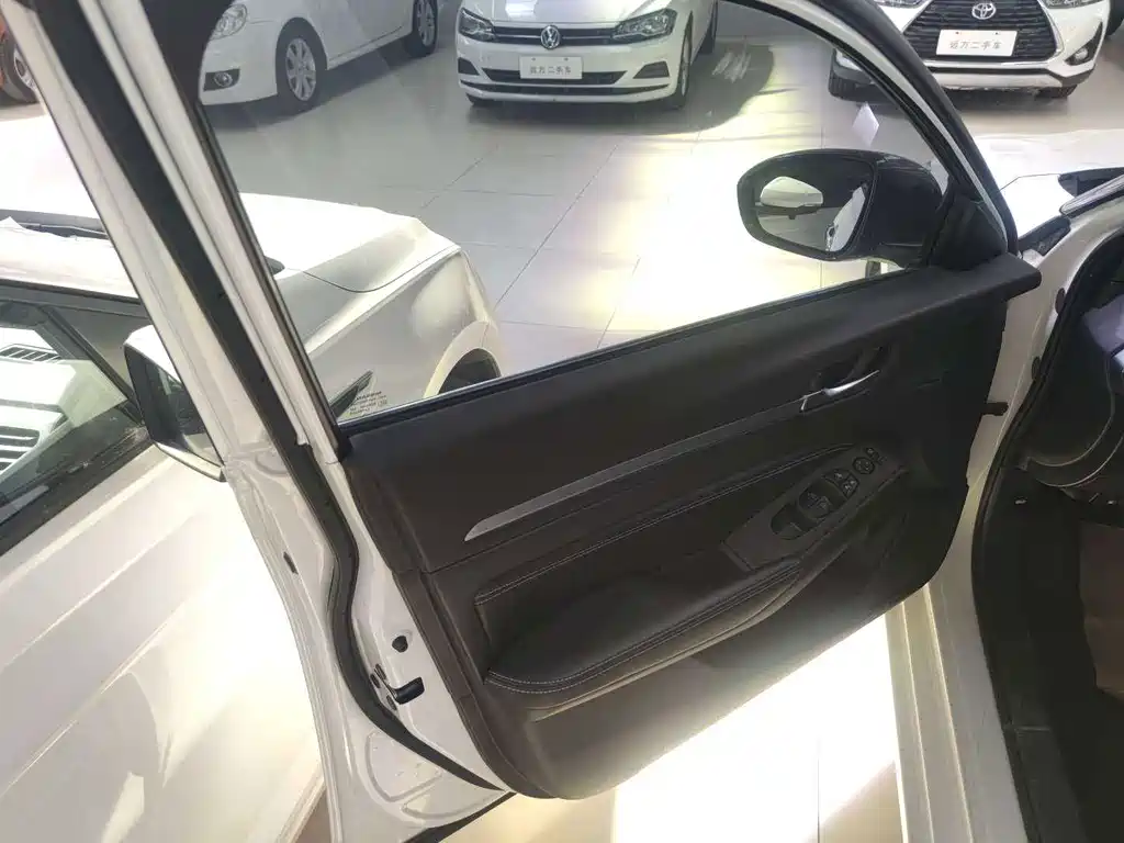 Nissan Teana 2020