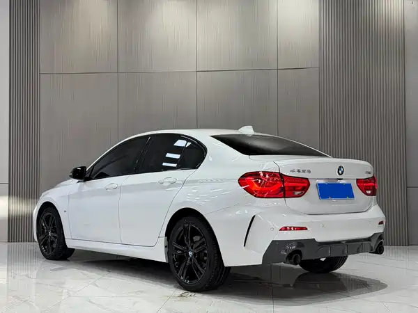 BMW 1 Series 2022