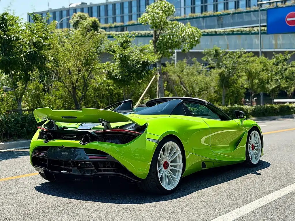 McLaren 720S 2020 — фото 7