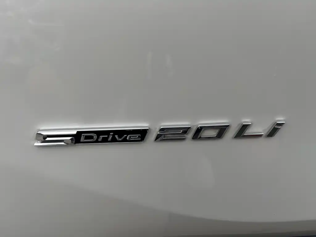 BMW X1 2017 — фото 15