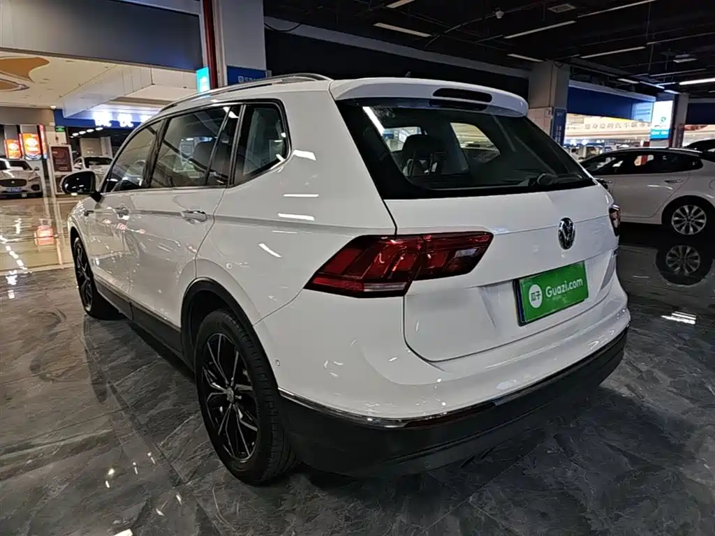 Volkswagen Tiguan L 2019 — фото 5