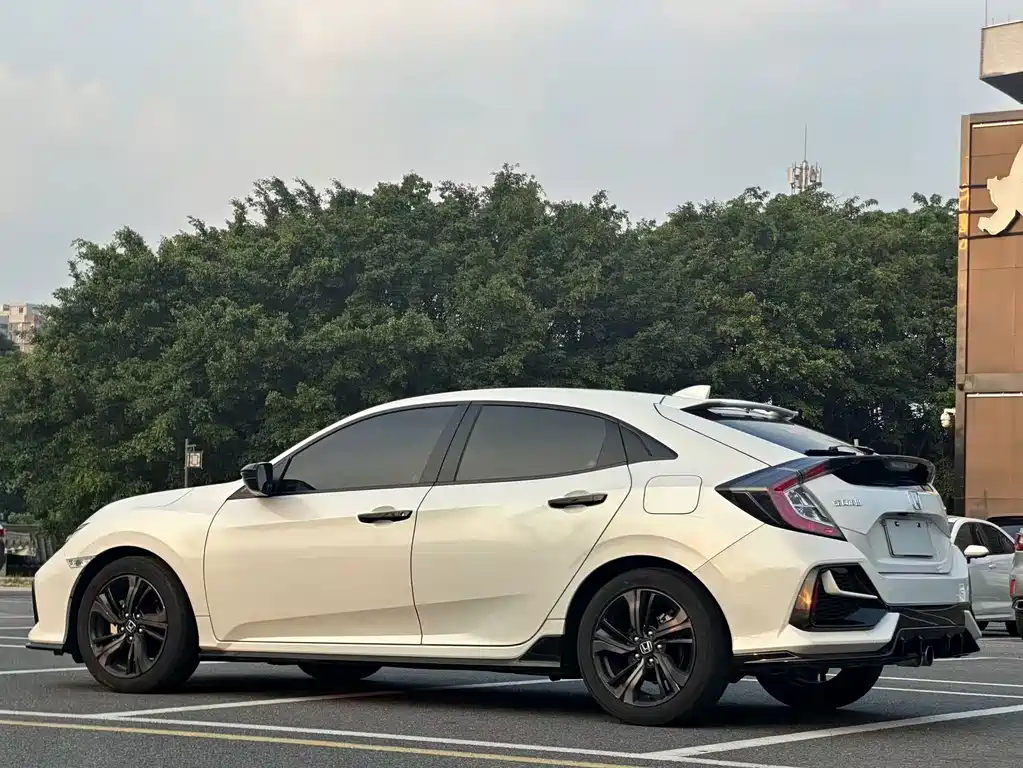 Honda Civic 2022 — фото 16