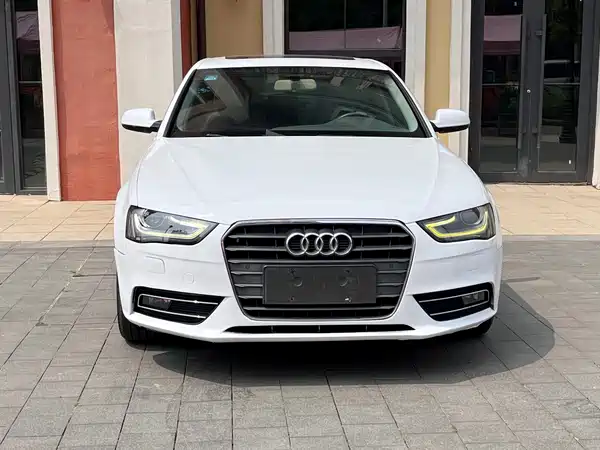Audi A4L 2014